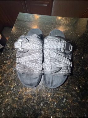 Black Draco Slides – Brand New (Tried On Only)